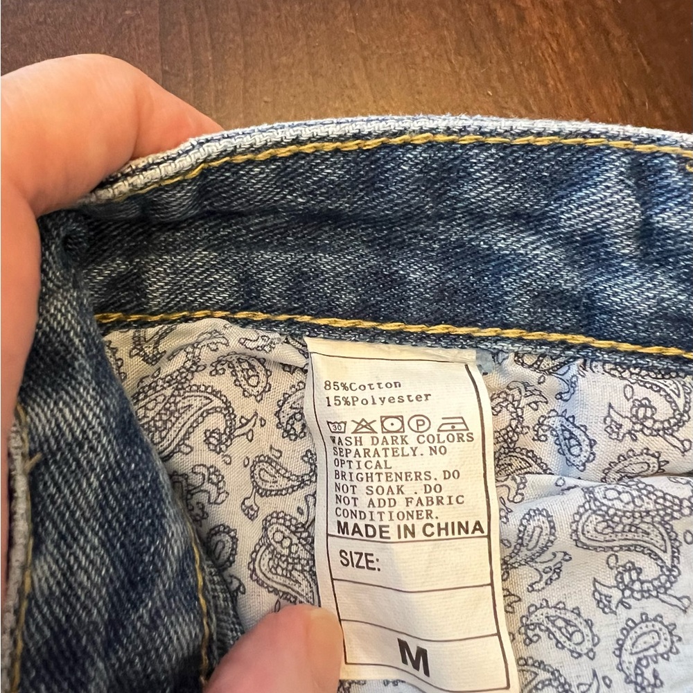 Shein Women’s Pudr Jeans Blue Denim Ripped/Distressed Shorts - Picture 3 of 4